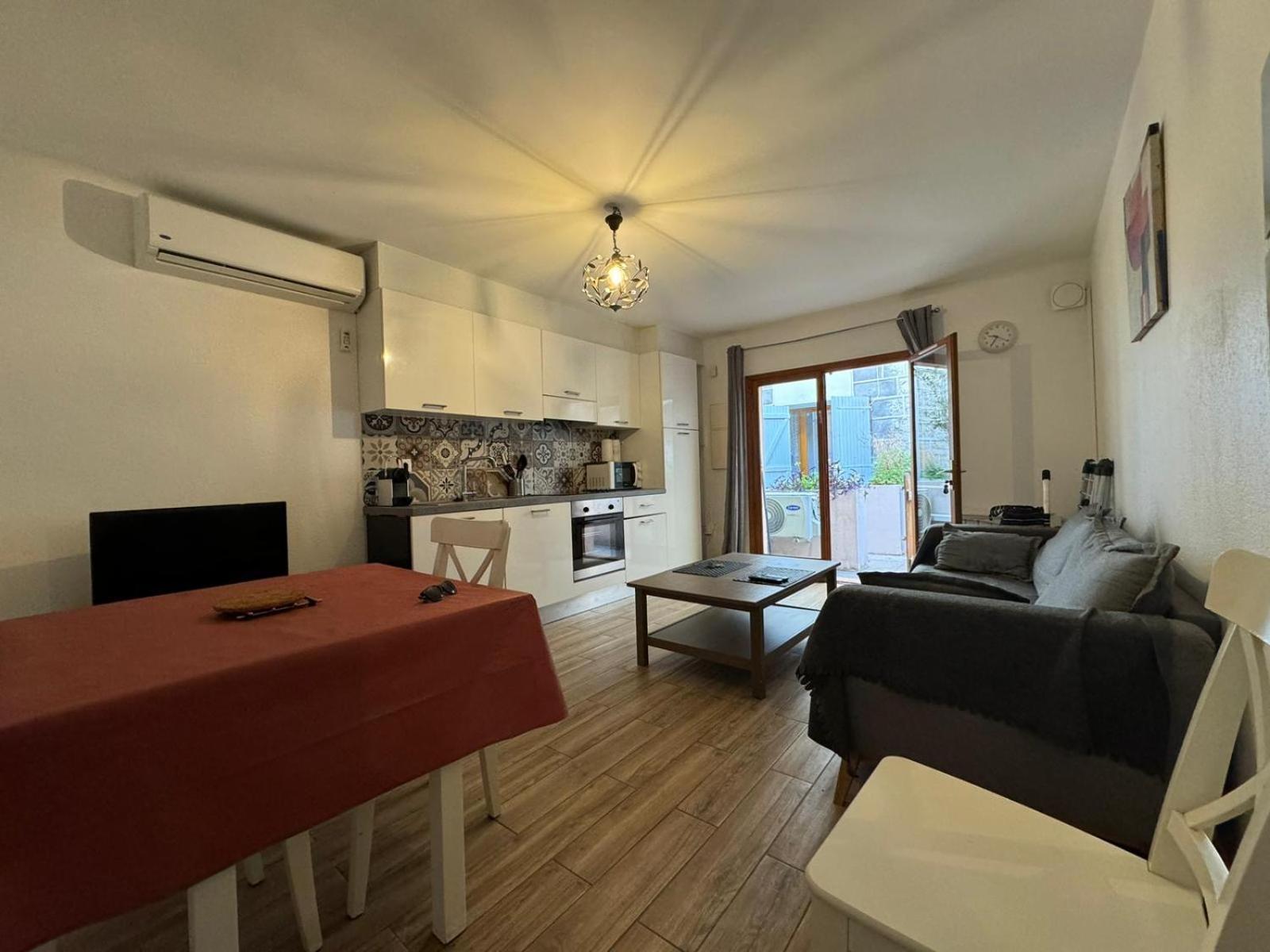 Cosy Poullan, 2-Bedroom Apartment, 200 M From The Beach Nice Exteriér fotografie